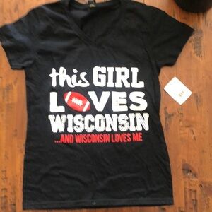 NWT This Girl Loves Wisconsin T Shirt Small